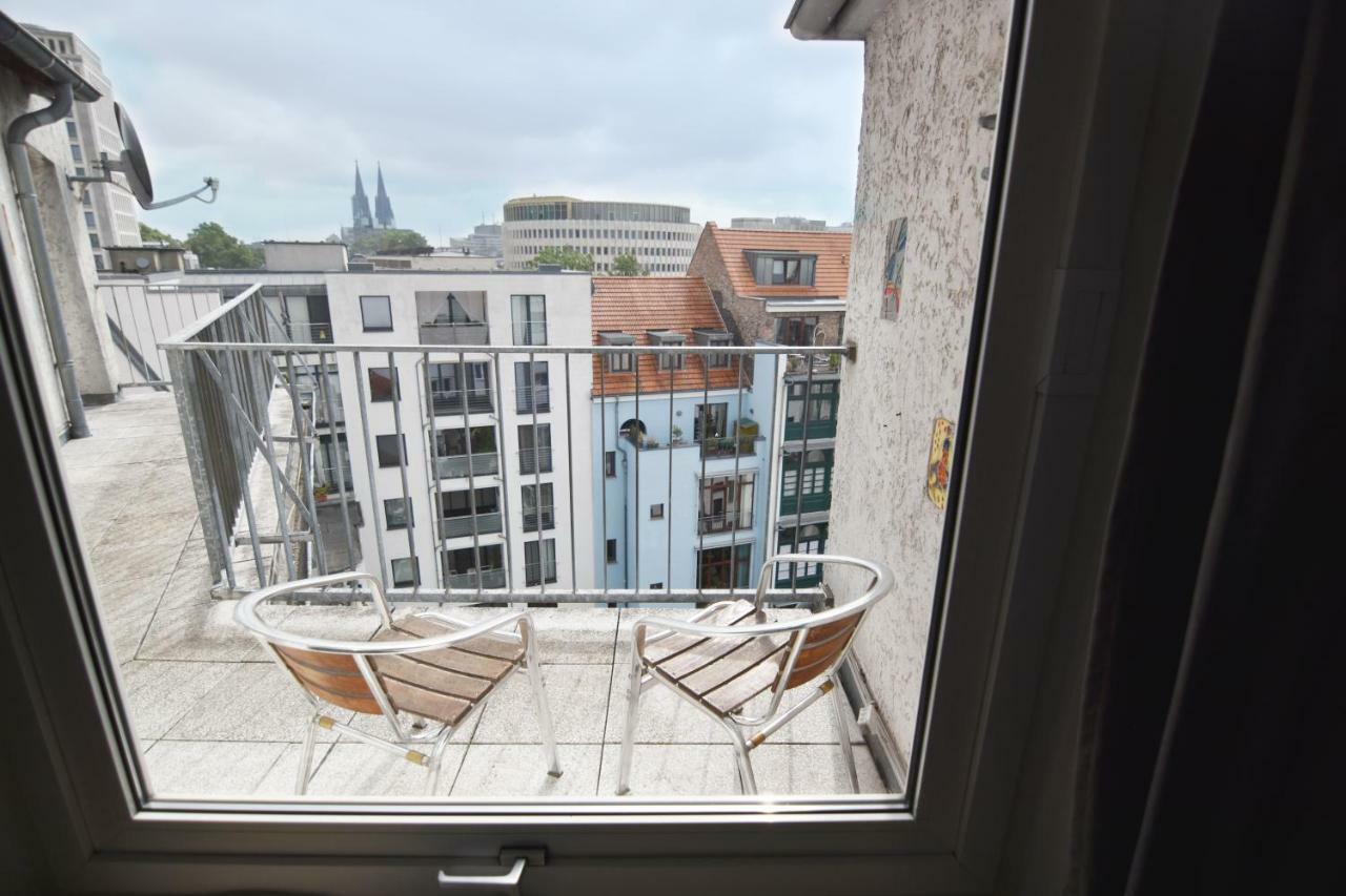 Dorya Am Ring Lägenhet Köln Exteriör bild